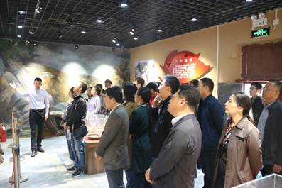 说明: //m.qpic.cn/psb?/V1208Nhe305JyK/FJ8gRM92XRFXm5uBwercA7HdL3szaL286OTuqI74gGw!/b/dLYAAAAAAAAA&bo=YAlABnAXoA8RKfk!&rf=viewer_4